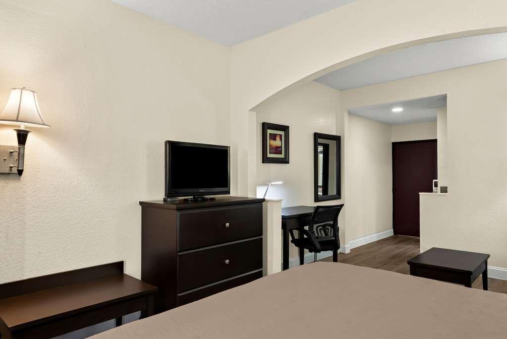 Quality Inn & Suites Lafayette Quarto foto